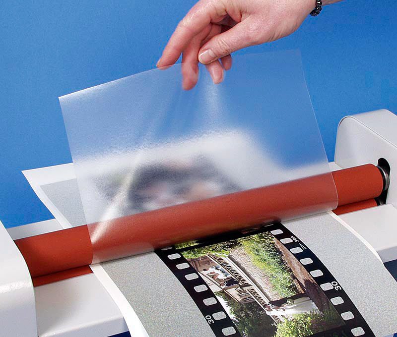 alt="Ламинирование в Астане — документы и полиграфия"